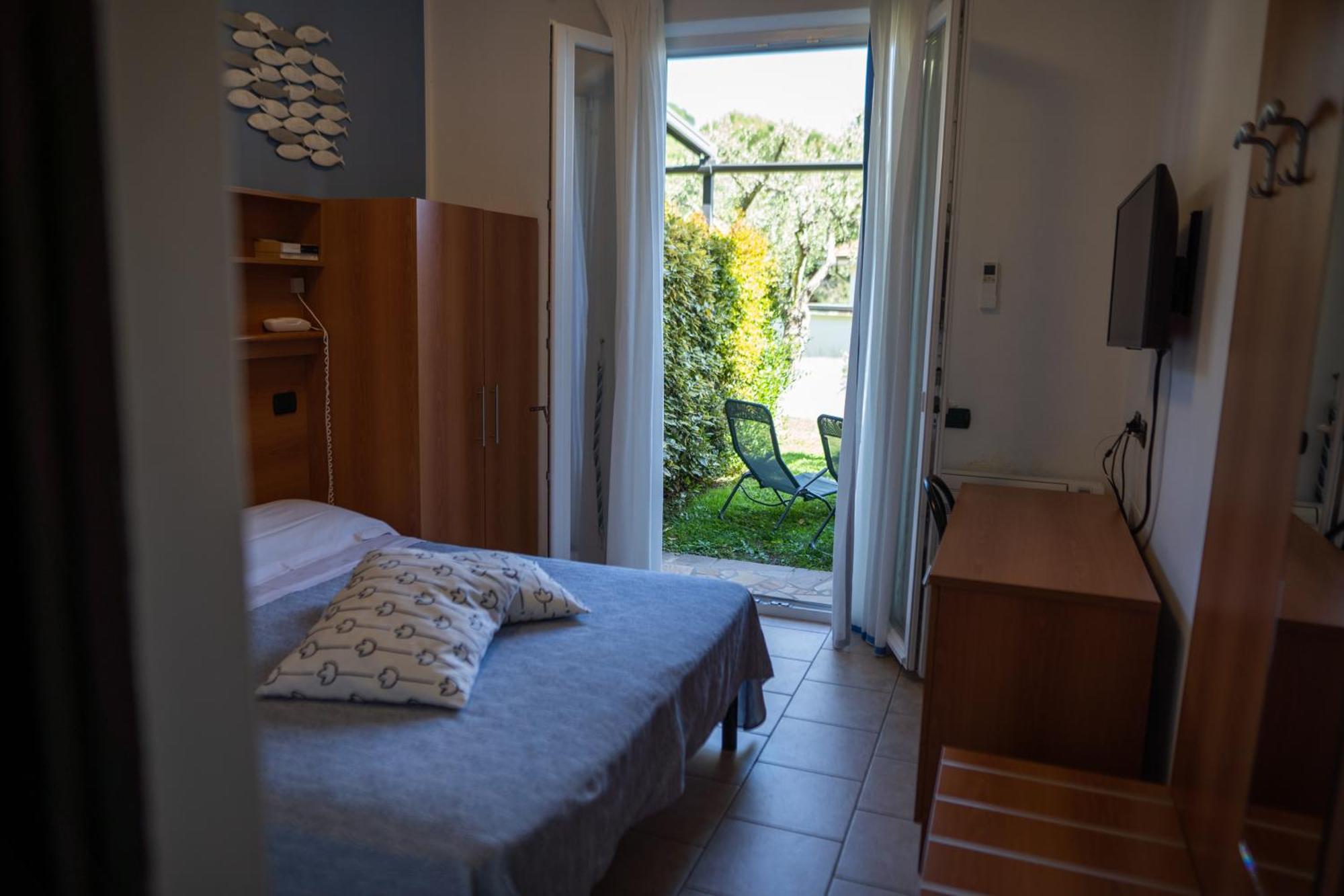 Blueline Hotel Tellaro